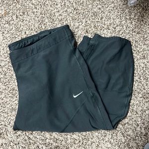 nike dri-fit cropped leggings